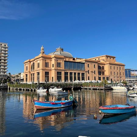 Casa Pizzoli Apartment Bari Luaran gambar