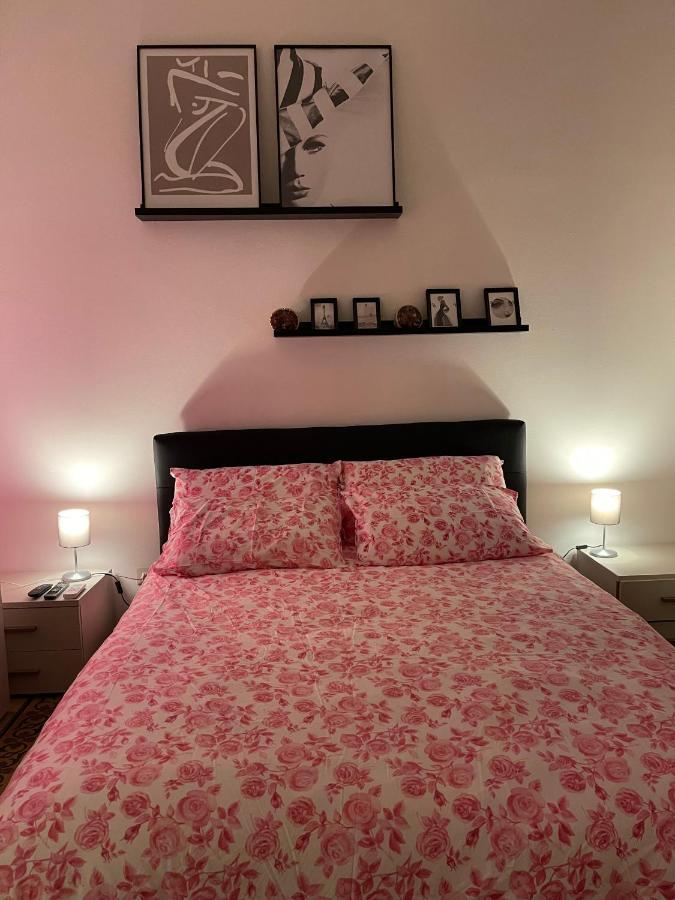 Casa Pizzoli Apartment Bari Luaran gambar